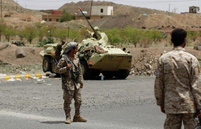 الجيش اليمني يعلن استعادة جبال من قبضة "أنصار الله" شمال الضالع وإسقاط طائرة
