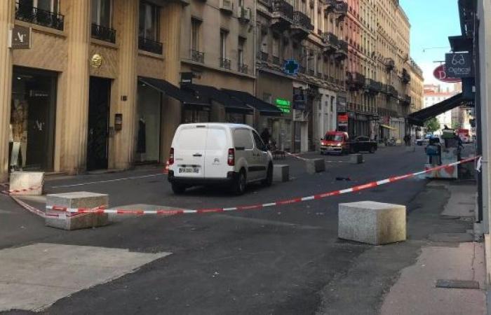 انفجار في شارع للمشاة بليون الفرنسية