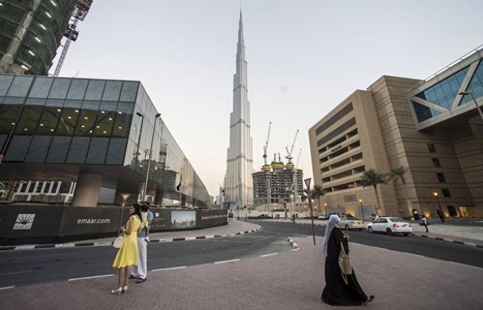 الإمارات تمنح إجازة أسبوع لموظفيها في عيد الفطر