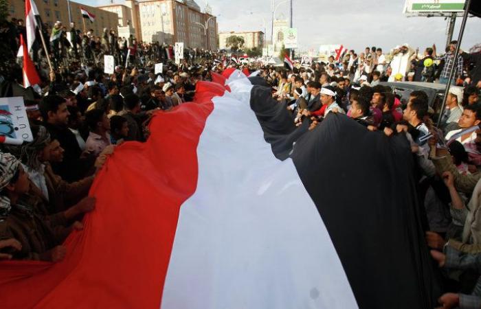 اليمن.. محافظ البنك المركزي يلوح بالاستقالة ويتهم قوى بعرقلة جهوده