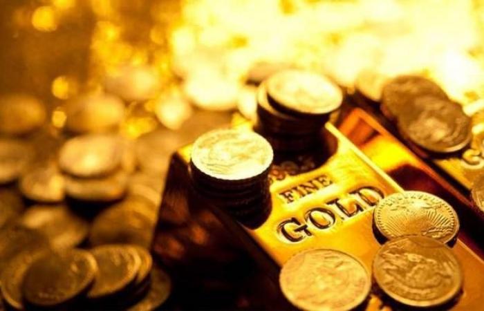 محدث.. أسعار الذهب تصعد عند التسوية مع هبوط الأسهم