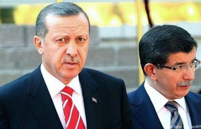 أغلق الهاتف فى وجهه.. تفاصيل شجار أردوغان وأوغلو