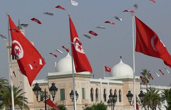 فيديو يشعل غضبا واسعا في تونس... ومطالبات بمحاسبة المسؤولين عن "الزيارة الفاضحة"