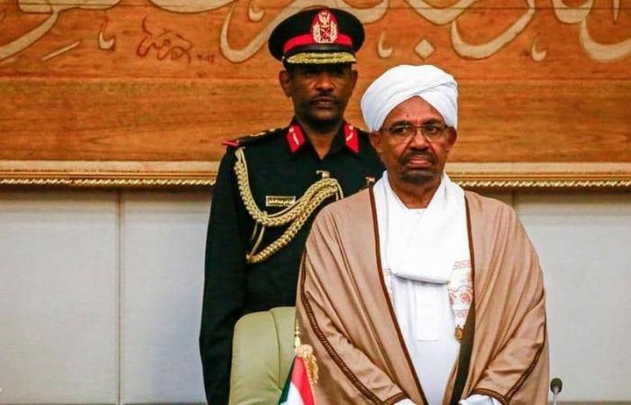 السودان || محاكمة البشير بتهمة «الثراء الحرام» .. المجلس العسكري : لا نرغب في السلطة