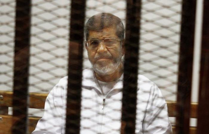التلفزيون المصري: مرسي توفي إثر نوبة قلبية