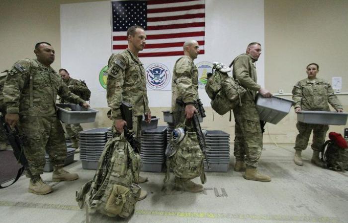 الجيش الأمريكي يكشف حقيقة إجلاء بعض الموظفين من قاعدة بلد الجوية في العراق