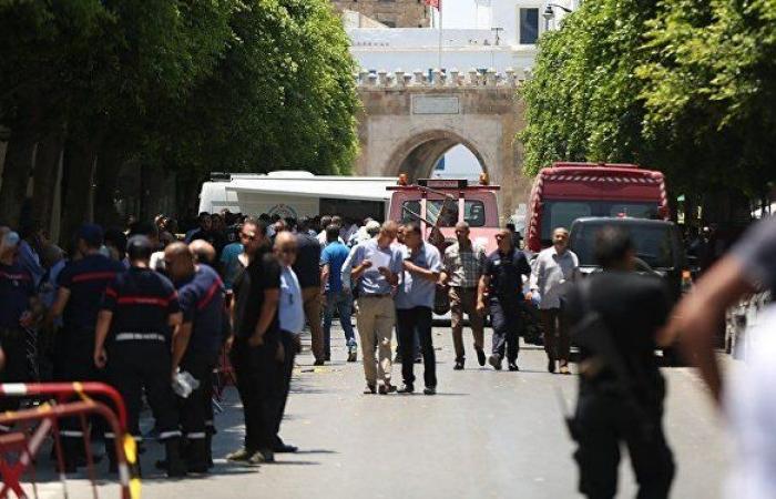 تونس... عمليات إرهابية متزامنة ورئيس الحكومة يعتبرها "محاولة جبانة" لإرباك المسار الانتقالي