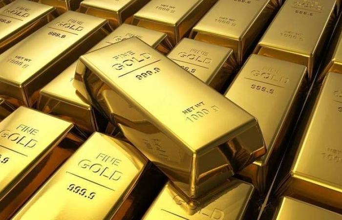 محدث.. سعر الذهب يتهاوى 20 دولاراً بعد تقرير الوظائف الأمريكية