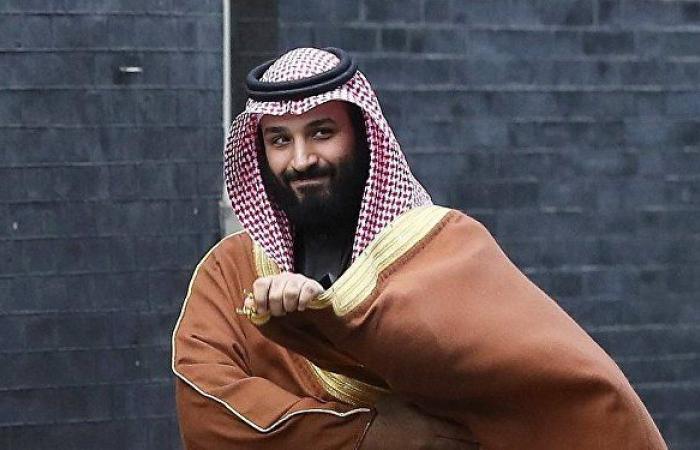 محمد بن سلمان يدعم 4700 شاب سعودي