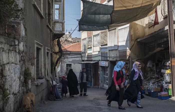 مقتل 3 نساء بانفجار لغم من مخلفات المسلحين تحت سيارة في غوطة دمشق