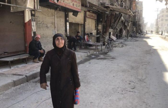 مقتل 3 نساء بانفجار لغم من مخلفات المسلحين تحت سيارة في غوطة دمشق