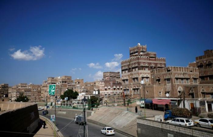 مبادرة من الصرافين والبنوك لإنقاذ الاقتصاد اليمني