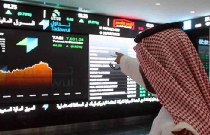 10 أسهم تخالف تراجعات سوق الأسهم السعودية