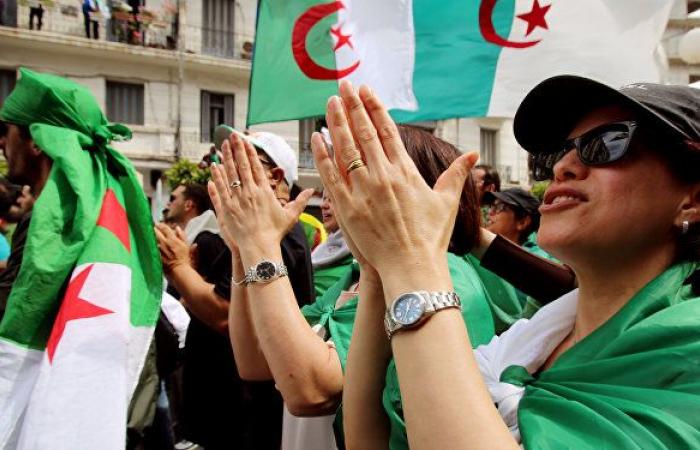 الرئاسة الجزائرية تحذر من "فخ للجيش"
