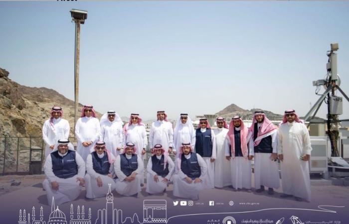 بالصور..وزير الاتصالات السعودي يتفقد جاهزية الشبكات لخدمة الحجاج