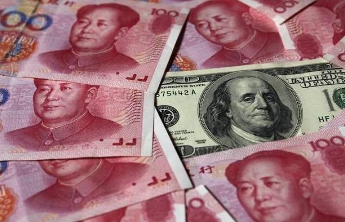 الدولار أعلى 7 يوانات.. الصين ترسل إنذاراً للولايات المتحدة