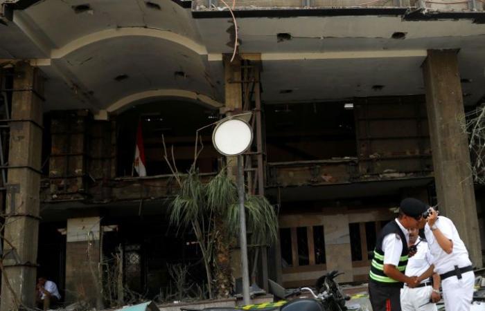 الإمارات تدين التفجير الإرهابي أمام معهد الأورام في مصر