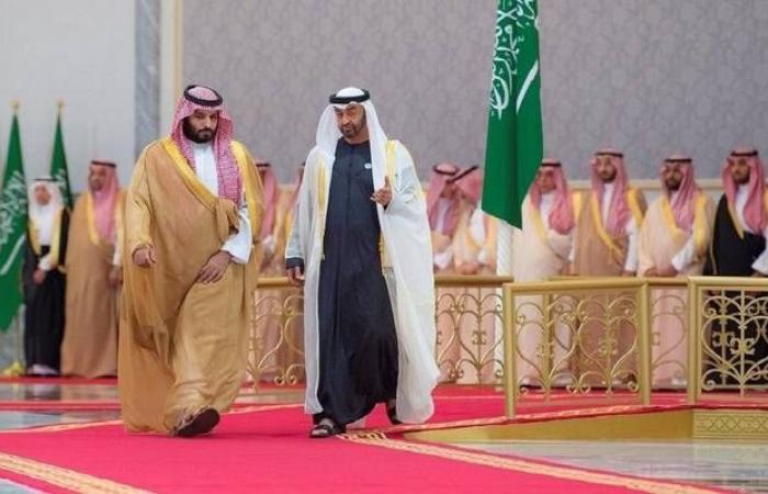 ولي عهد أبوظبي يغادر السعودية بعد زيارة أخوية