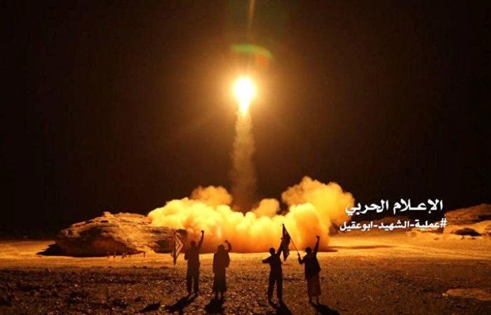 "أنصار الله" تعلن إطلاق 4 صواريخ على تجمعات للجيش السعودي في عسير