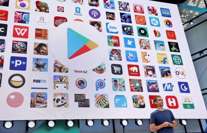 جوجل تسحب 85 تطبيق أندرويد ضار من متجرها