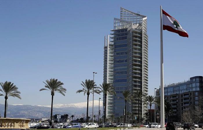 سياسي لبناني: من الضروري دق ناقوس الخطر ليعرف الجميع الوضع الاقتصادي