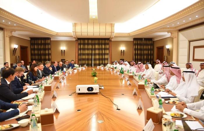وزير الطاقة الروسي: نثق باستمرار العمل الناجح مع الجانب السعودي