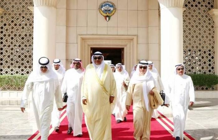 اليوم.. وزير الخارجية الكويتي يزور السعودية