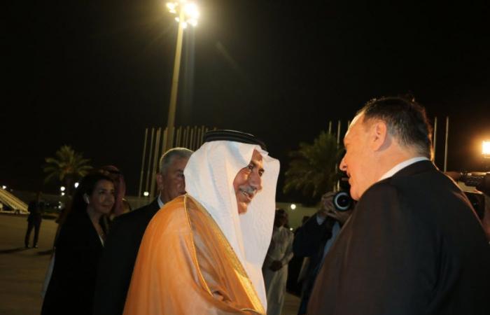 بالصور..وزير خارجية الولايات المتحدة يصل إلى السعودية في زيارة رسمية