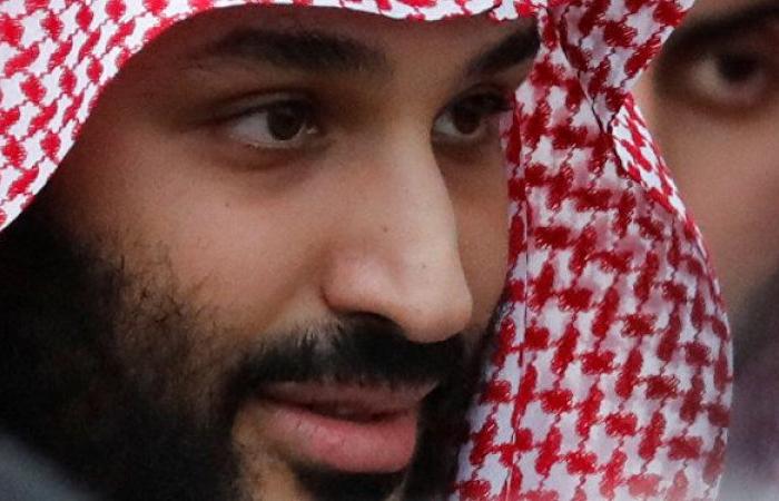 بعد أيام من فجيعة القصر... الملك سلمان يعود إلى الرياض و4 أمراء في استقباله