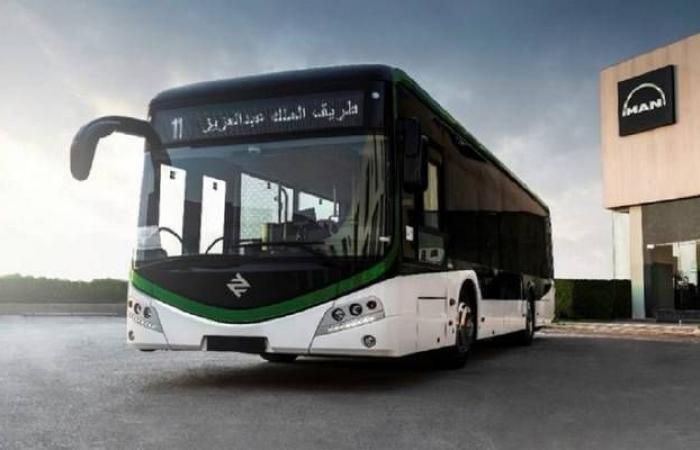 السعودية تعتمد تشغيل شبكات نقل عام بالحافلات