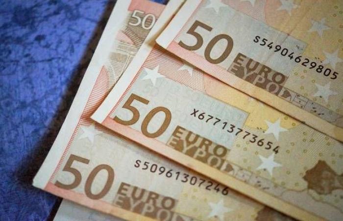 اليورو يتجاوز 1.10 دولار مع التفاؤل التجاري