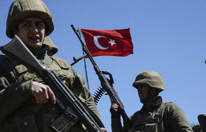مقتل 17 جنديا تركيا وإصابة 7 آخرين الليلة الماضية