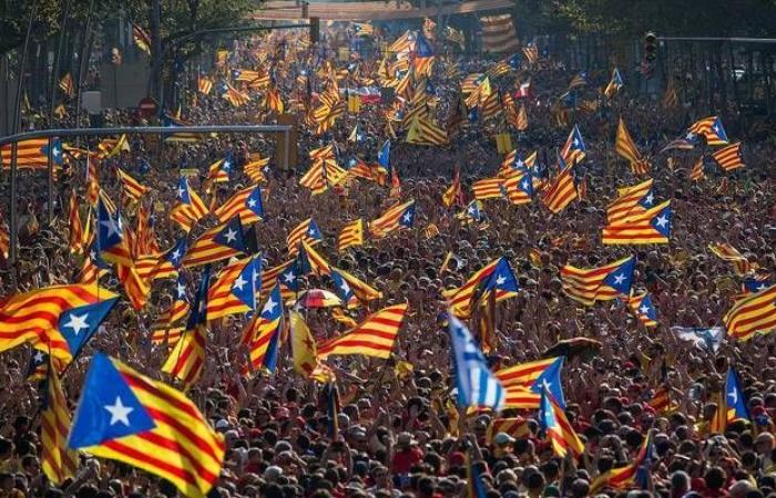 حاكم كاتالونيا: نهدف إلى الاستقلال عن إسبانيا بنهاية 2021