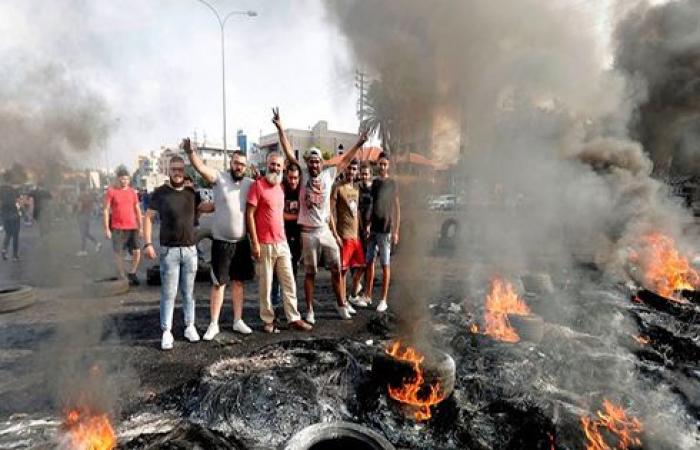 لليوم الثالث.. مظاهرات لبنان مستمرة والأمن يقمع المحتجين