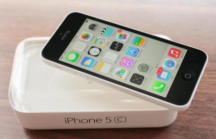 آبل تذكر مالكي iPhone 5 بالتحديث إلى iOS 10.3.4