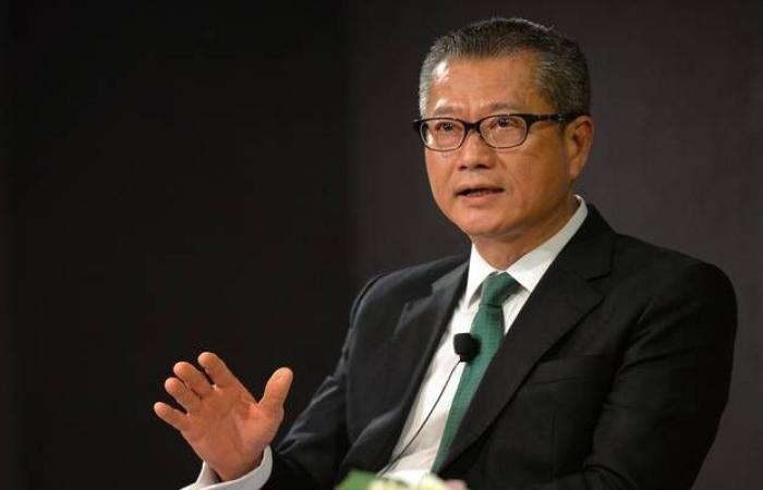 وزير المالية: هونج كونج دخلت مرحلة ركود اقتصادي