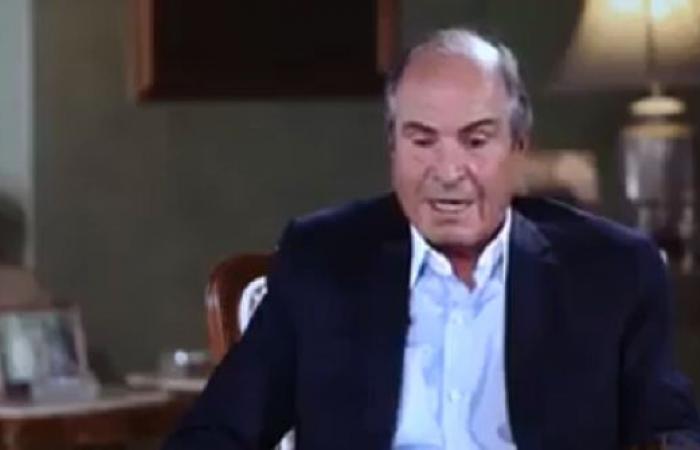 بالفيديو : الملقي يرفض تناول الأرز في منزل رئيس وزراء مصر