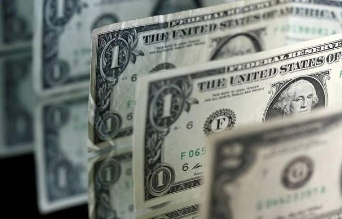 الدولار الأمريكي يرتفع عالمياً مع ترقب بيانات التضخم وشهادة باول