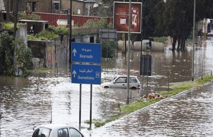بالفيديو: بيروت تغرق بمياه الأمطار