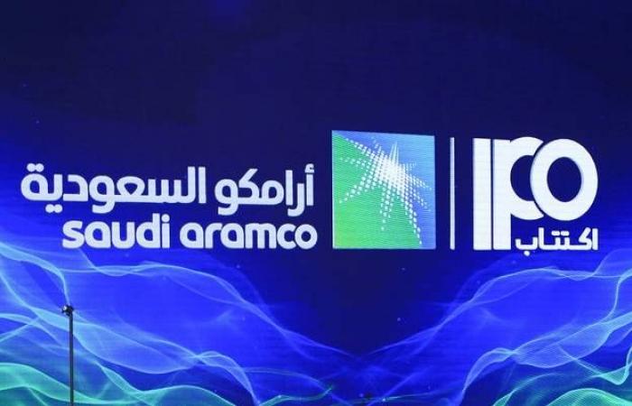 إنفوجرافيك.. رحلة عملاق النفط "أرامكو" إلى السوق السعودي