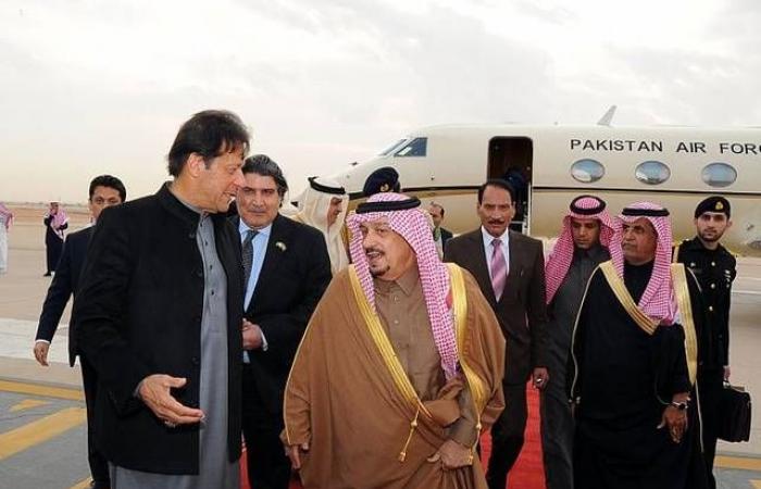 رئيس وزراء باكستان يصل الرياض في زيارة رسمية