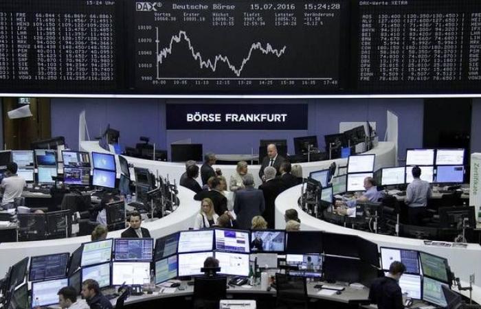 تباين أداء الأسهم الأوروبية بالمستهل مع ترقب محضر البنك المركزي