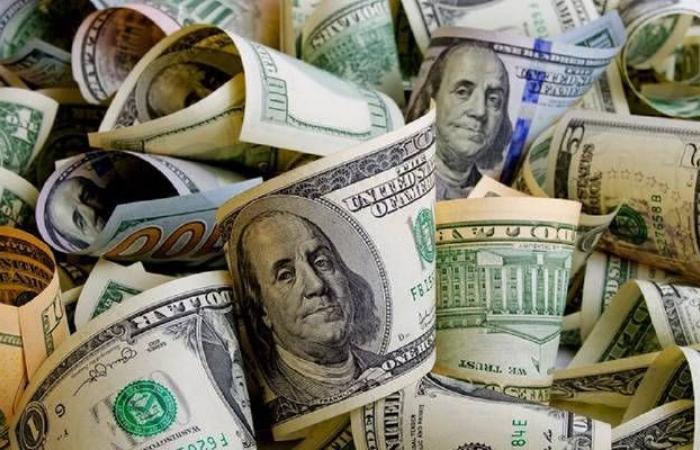 استقرار الدولار الأمريكي عالمياً بعد تطورات اقتصادية