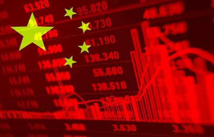 الأسهم الصينية تقفز 2% بعد قرار خفض الفائدة