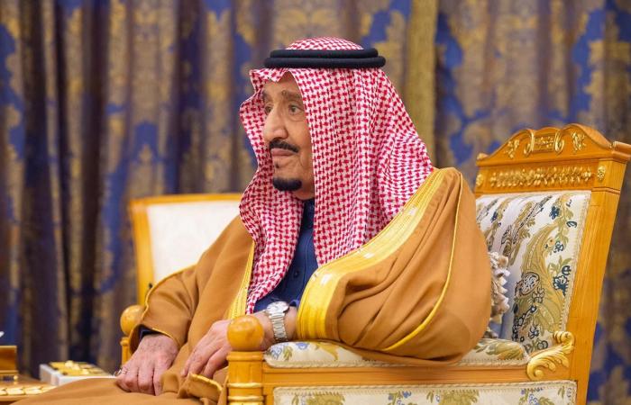 الوزراء الجدد بالسعودية يؤدون اليمين الدستورية أمام الملك سلمان
