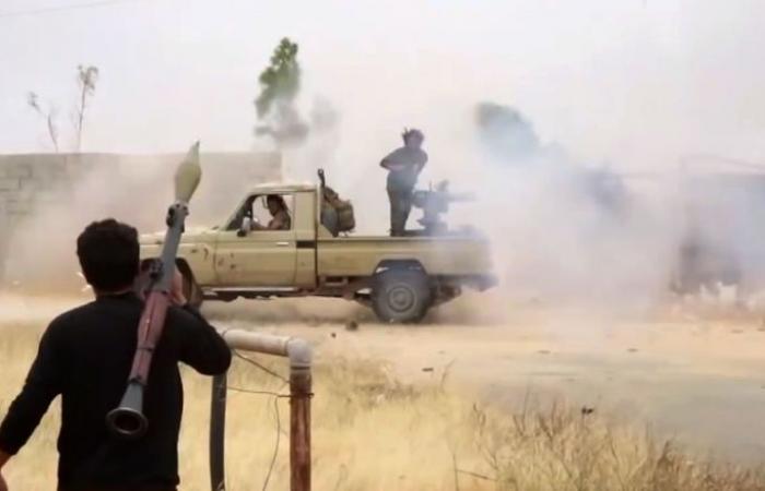 الجيش الليبي ينشر فيديو لسيارات مدنيين متفحمة جراء "قصف تركي" في ليبيا
