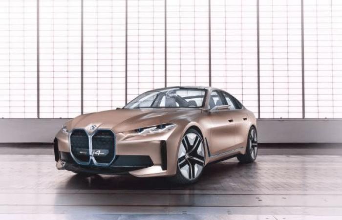 سيارة BMW Concept i4 تصميم مستقبلي ومزايا متطورة