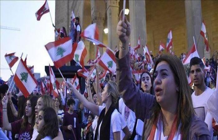 لبنان.. احتجاجات تطالب بانتخابات نيابية مبكرة