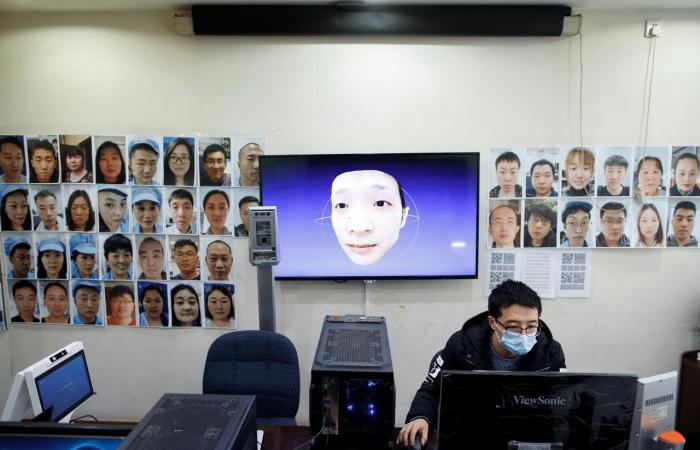 شركة صينية تطور تقنية للتعرف على الوجوه حتى مع أقنعة