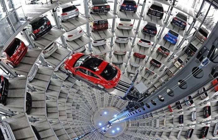 مسح: مبيعات السيارات العالمية قد تتراجع بأكبر وتيرة منذ 2008